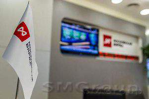 Российский рынок акций продолжает сползание вниз