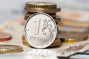 Рубль обновил более чем 2-месячные максимумы против доллара