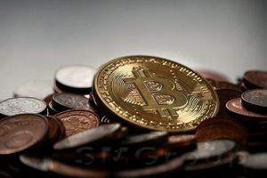 Рекорды биткоина и российский Минфин