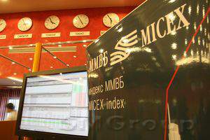 Рубль и ММВБ растут вопреки динамике нефти