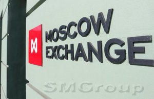 Рубль консолидируется перед заседанием ЦБ