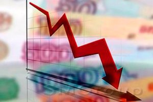 Ожидания выплат по внешним долгам давят на рубль