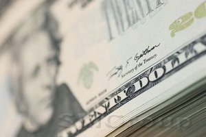 Доллар надеется на агрессивный тон Йеллен