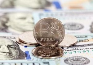 Рубль в четверг укрепляет позиции на фоне попыток нефтяных цен уйти в рост