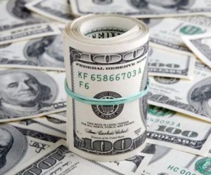 Продавцы доллара помогают росту рубля