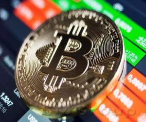Bitcoin и Bitcoin Cash: Падение криптовалют остановилось