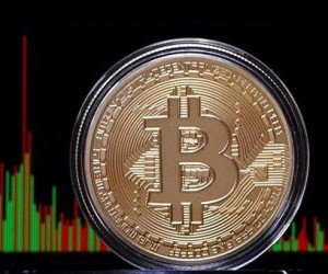 Новости криптовалют: Биткоин падает профессионалы ставят на инсайд Новости криптовалют: Биткоин падает профессионалы ставят на инсайд