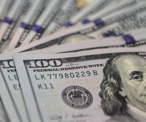 Курс доллара: Эксперты ставят на падение ближе к вечеру