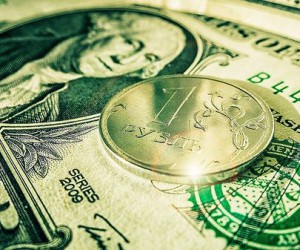Курс доллара: Рубль остается фаворитом валютного рынка