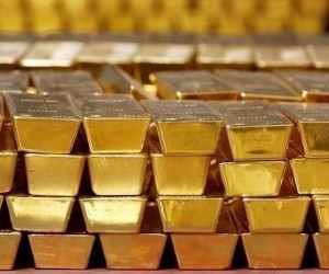 Цена на золото: Покупки металла инвесторами остаются актуальными