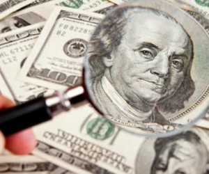 Банк России готовится к снижению ставки, доллар надеется на занятость