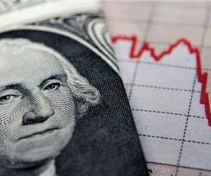 Курс доллара на Московской бирже упал до 57 рублей 95 копеек, евро торгуется на уровне 71 рублей Курс доллара на Московской бирже упал до 57 рублей 95 копеек, евро торгуется на уровне 71 рублей