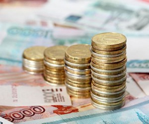 Курс доллара ослаб против рубля на фоне роста нефтяных цен Курс доллара ослаб против рубля на фоне роста нефтяных цен