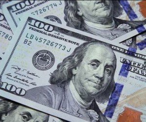 Доллар ждет сигналов от Пауэлла Доллар ждет сигналов от Пауэлла