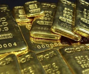 Цена золота на мировых рынках восстановилась к уровню $1327 за унцию Цена золота на мировых рынках восстановилась к уровню $1327 за унцию