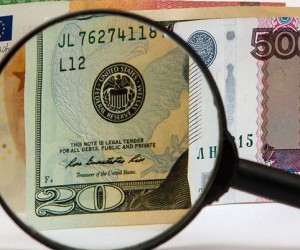 Курс доллара вырос против рубля из-за слабой нефти Курс доллара вырос против рубля из-за слабой нефти