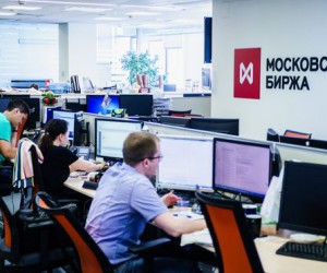 Фондовый рынок России: Ведущие индексы закрыли день существенным падением Фондовый рынок России: Ведущие индексы закрыли день существенным падением