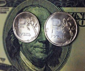 Россияне охладели к доллару, надолго ли?