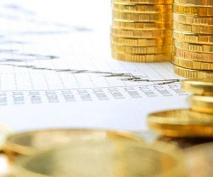 Инфляция в России бьет рекорды, бензин вырос на 10%