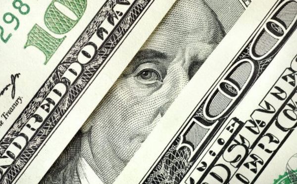 Курс доллара превысил 64 рубля, это максимальный уровень за 1.5 года