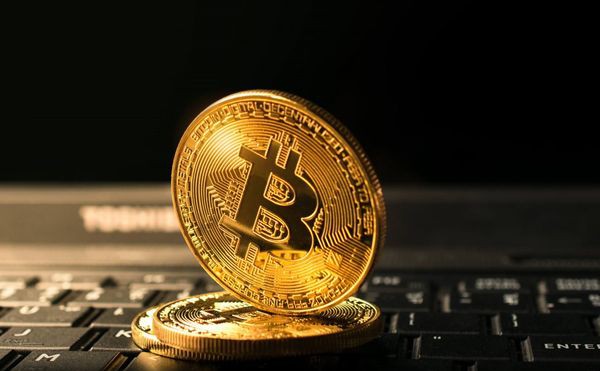 Курс биткоина: Сколько потребуется времени, чтобы преодолеть 10 000$