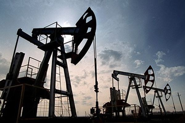 Нефть: Согласия в ОПЕК нет, но рынок справится с предложением нефти