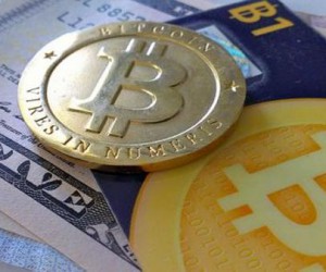 Курс биткоина обесценивают манипуляции и скандалы вокруг криптовалют