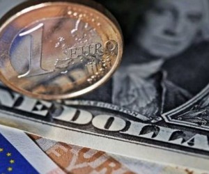 Курс евро рухнул более чем на 2%, после комментариев ЕЦБ Курс евро рухнул более чем на 2%, после комментариев ЕЦБ