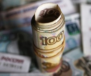 Рубль продолжит падать в условиях негативного внешнего фона