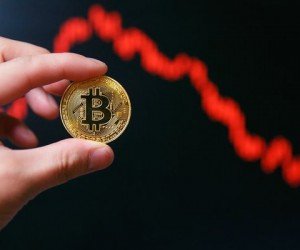 Курс биткоина завершает коррекцию перед очередным броском вниз Курс биткоина завершает коррекцию перед очередным броском вниз