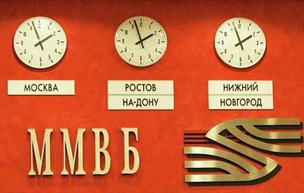 Рынок акций РФ еще может завершить месяц в плюсе
