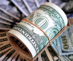 Доллар провалился под тяжестью слабых данных рынка труда в США