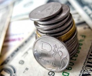 Рубль под давлением санкционной риторики США Рубль под давлением санкционной риторики США