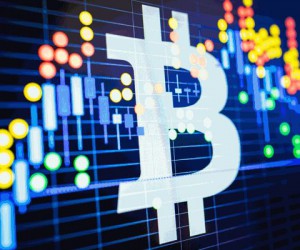 Курс биткоина потерял за сутки еще 3%, инвесторы активно продают криптовалюту