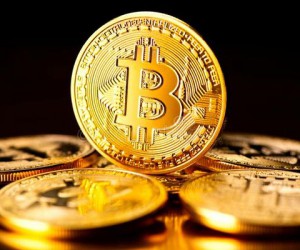 Курс биткоина: Недельные потери на уровне 30% пугают инвесторов