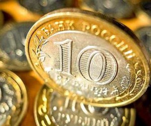 Эксперт рассказал, что будет с долларом и рублем после санкций