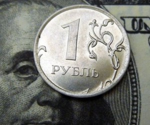 Рубль растет по инерции, доллар остается стабильным Рубль растет по инерции, доллар остается стабильным