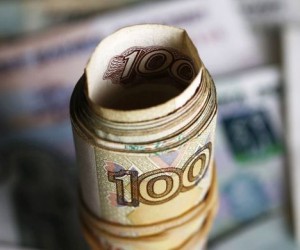 Курс рубля: 70 за доллар и 80 за евро становится реальностью