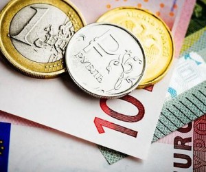 Рубль сдал позиции против евро и почти достиг отметки 80 Рубль сдал позиции против евро и почти достиг отметки 80
