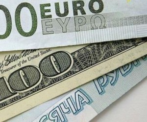 Что происходит с рублем и не пора ли покупать доллары и евро? Что происходит с рублем и не пора ли покупать доллары и евро?
