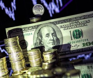 Рубль начал осень с отступления, несмотря на растущую нефть Рубль начал осень с отступления, несмотря на растущую нефть