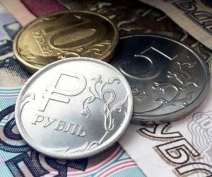 Рубль растет после повышения ставки Центробанком