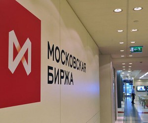 Российский рынок акций в четверг начал торги подъемом