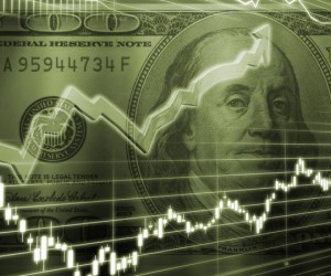 Доллар растет на решительной позиции ФРС повысить ставки Доллар растет на решительной позиции ФРС повысить ставки