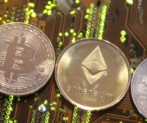 Криптовалюты обвалились после сообщения о взломе MapleChange Криптовалюты обвалились после сообщения о взломе MapleChange