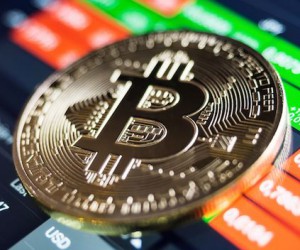 Биткоин: Потери криптовалюты угрожающие, курс на минимумах года Биткоин: Потери криптовалюты угрожающие, курс на минимумах года