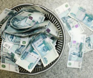 Bloomberg: Рубль наиболее слабая и уязвимая валюта сегодня Bloomberg: Рубль наиболее слабая и уязвимая валюта сегодня