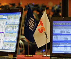 Российский фондовый рынок завершает неделю сбалансированно
