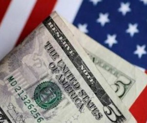 Курс доллара пострадал из-за шатдауна в американском правительстве Курс доллара пострадал из-за шатдауна в американском правительстве