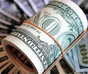 Курс доллара продолжит падать из-за политики ФРС Курс доллара продолжит падать из-за политики ФРС